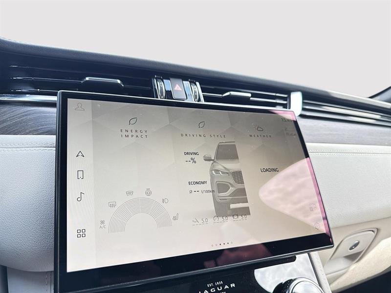 jaguar F-PACE 2022 - 33