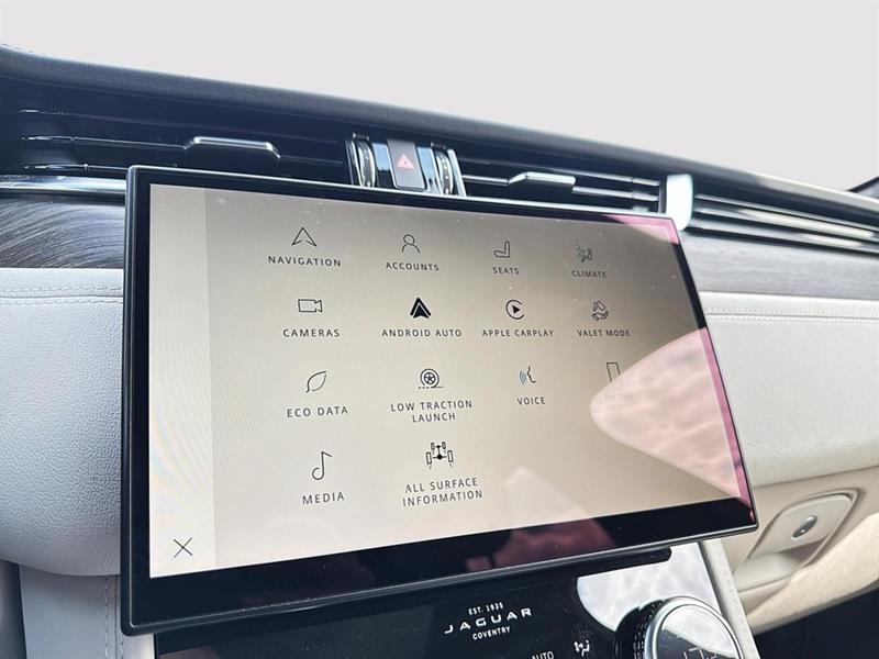 jaguar F-PACE 2022 - 35
