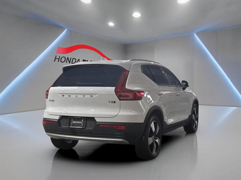 volvo XC40 2021 - 7
