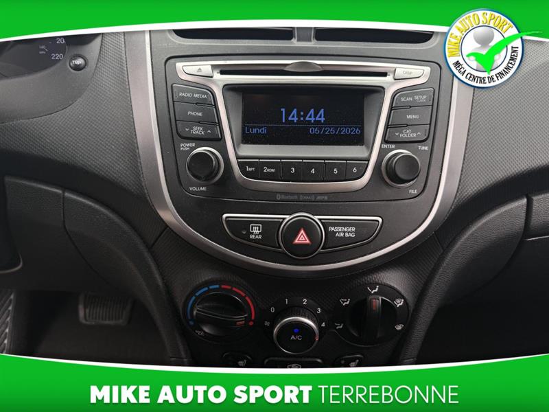 hyundai Accent 2015 - 14