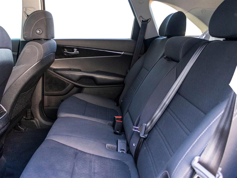 kia Sorento 2017 - 31