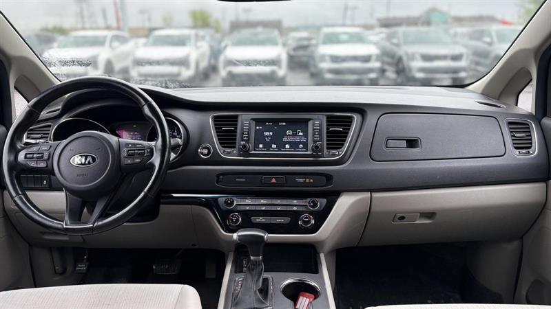 kia Sedona 2020 - 7