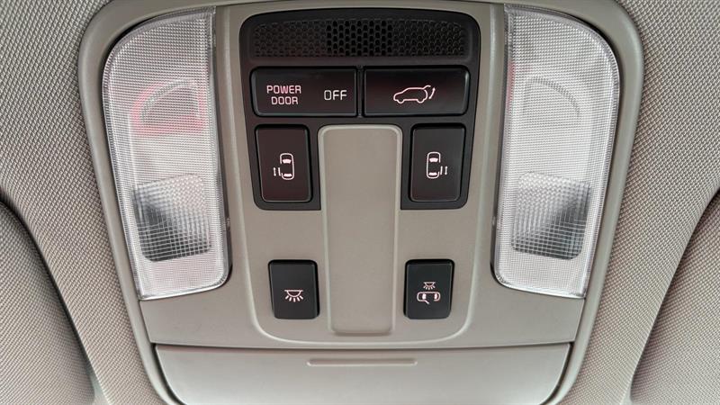 kia Sedona 2020 - 32