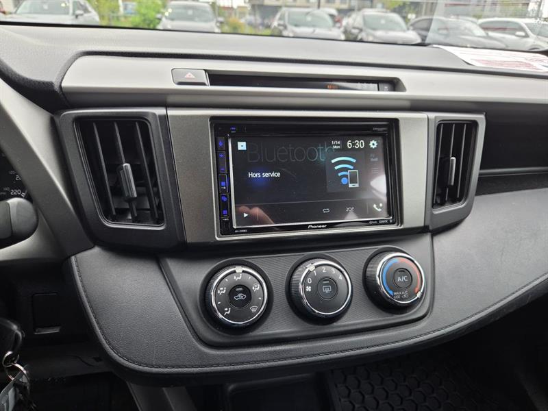 toyota RAV4 2017 - 9