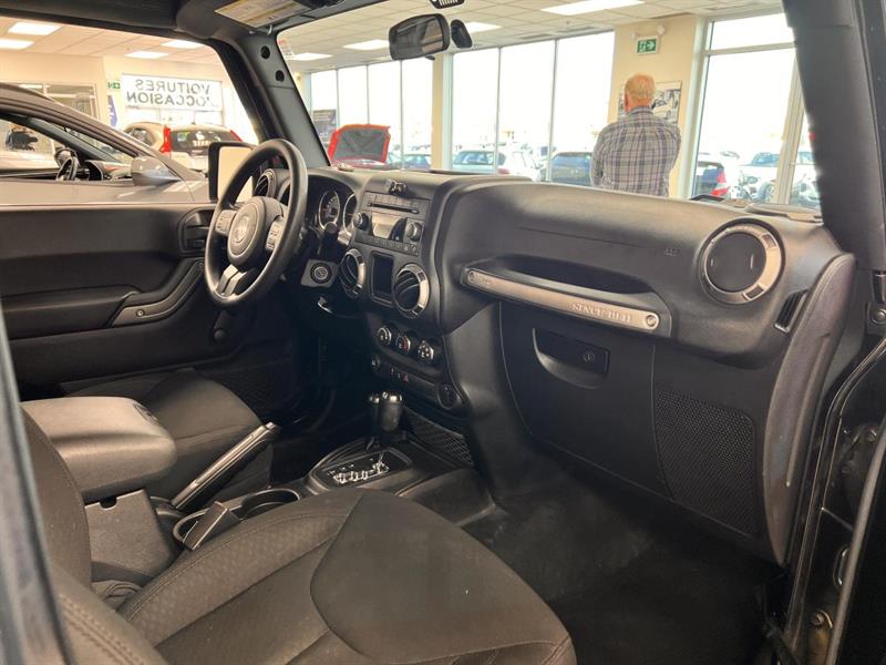 jeep Wrangler 2016 - 12