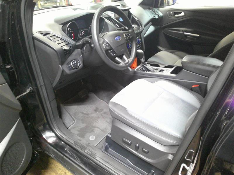 ford Escape 2017 - 11