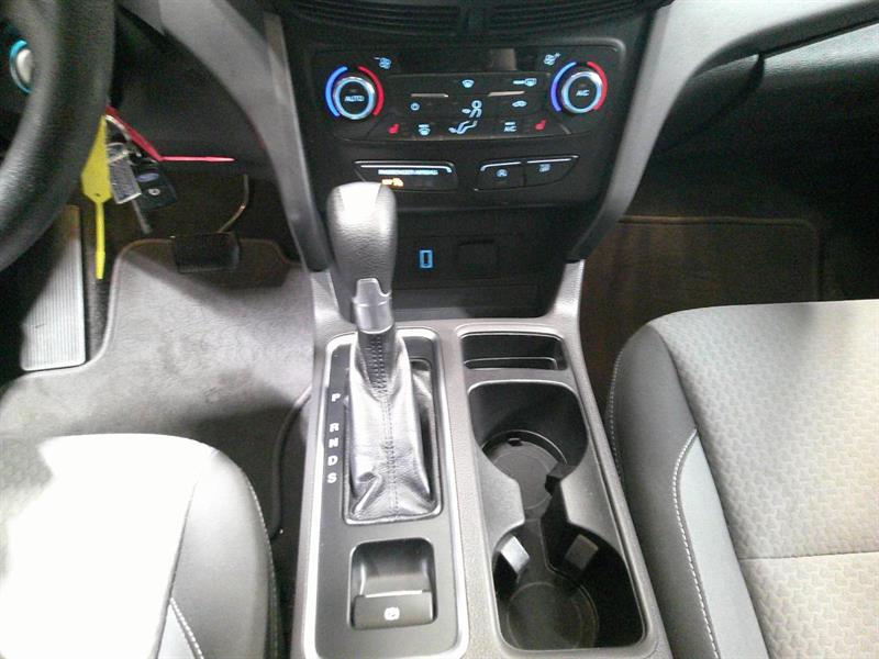 ford Escape 2017 - 16
