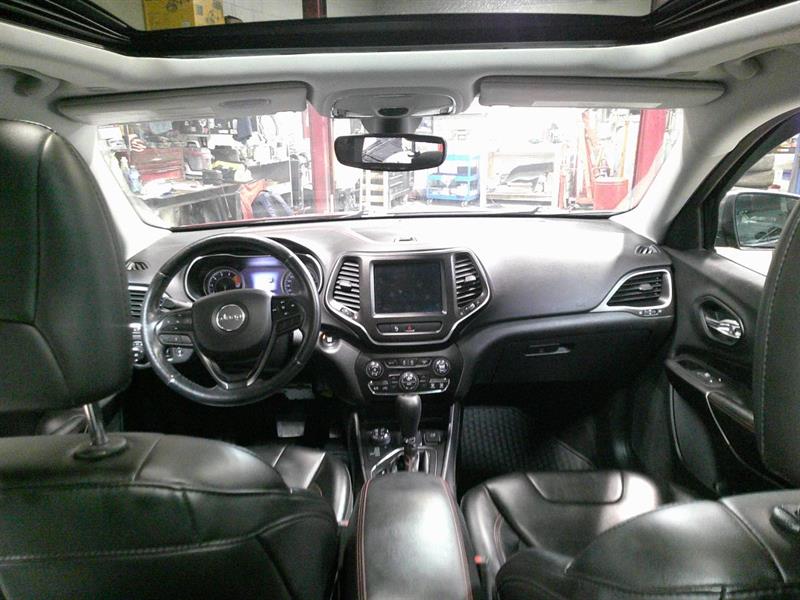 jeep Cherokee 2019 - 14