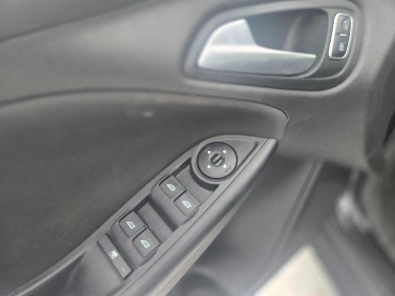 ford Focus 2015 - 10