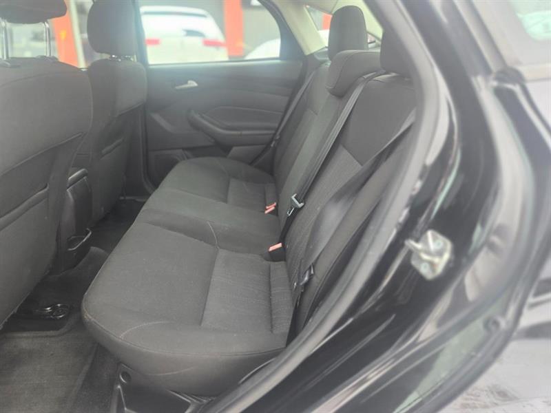 ford Focus 2015 - 12