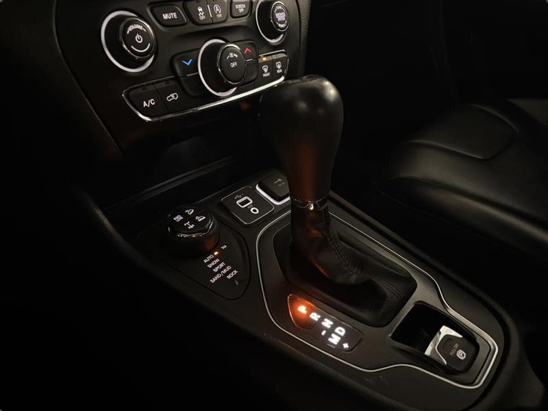 jeep Cherokee 2020 - 18
