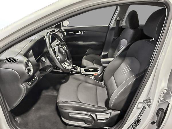 kia Forte 2020 - 13