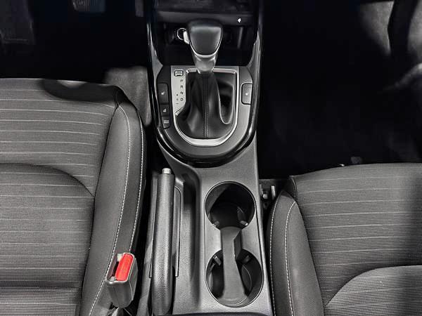kia Forte 2020 - 23