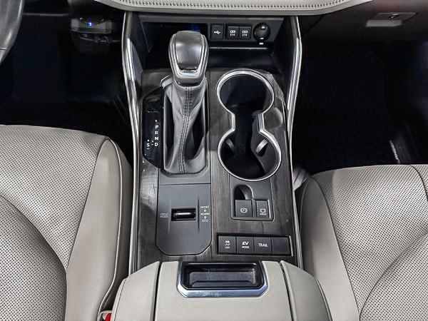 toyota Highlander 2021 - 24