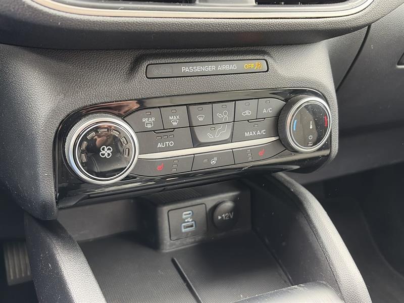 ford Escape 2022 - 26