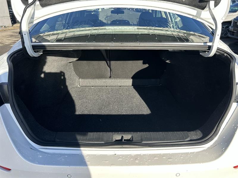 nissan Sentra 2021 - 31
