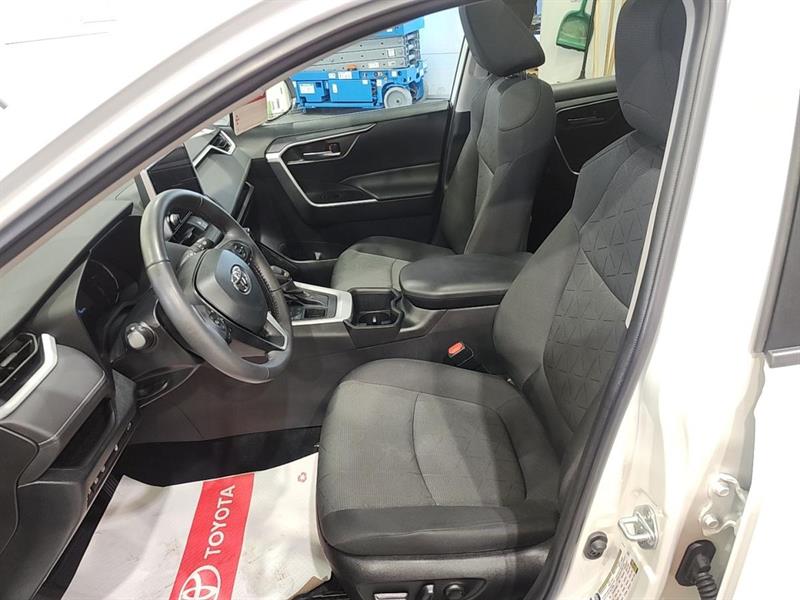 toyota RAV4 2023 - 8