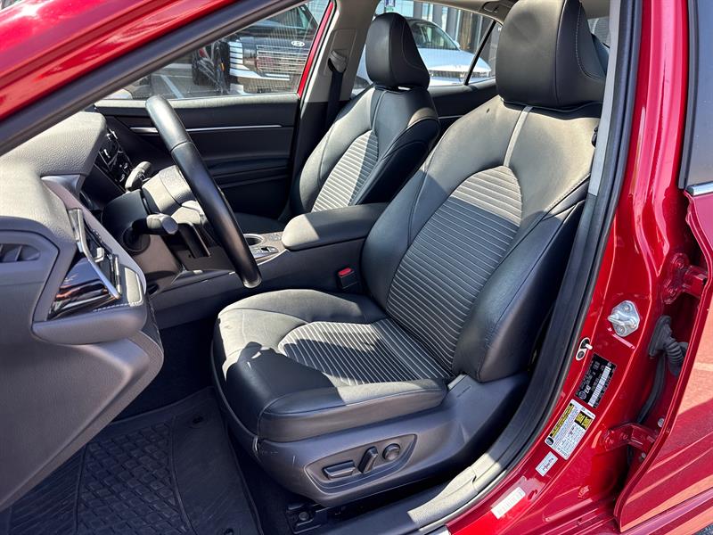 toyota Camry Hybrid 2021 - 12