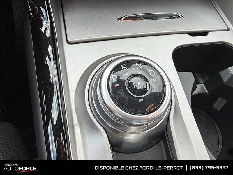 ford Explorer 2022 - 14