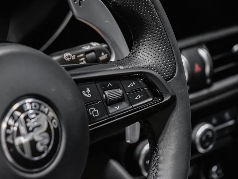 alfa romeo Giulia 2026 - 16