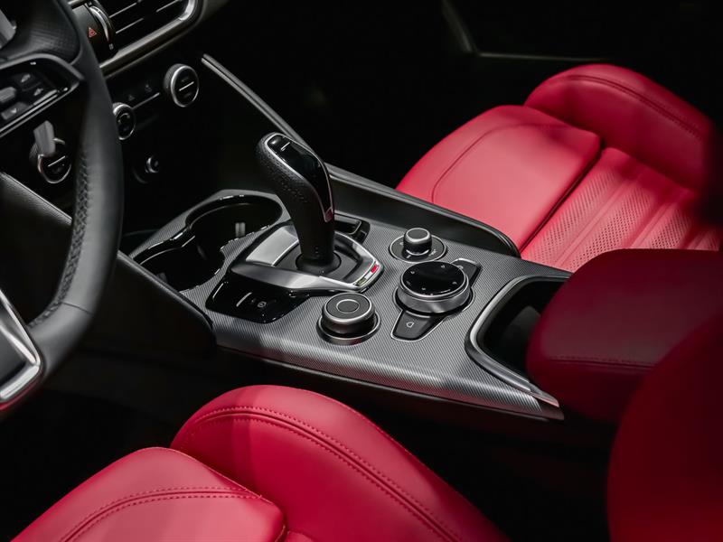 alfa romeo Giulia 2026 - 8