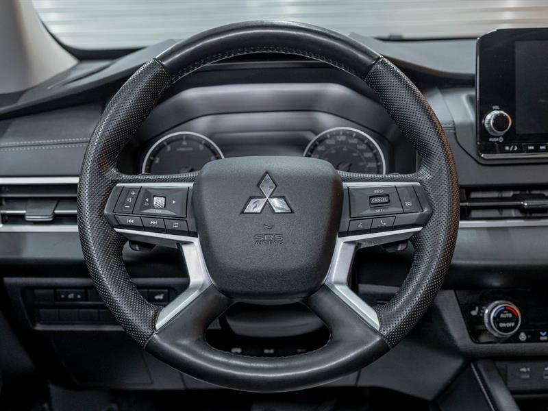 mitsubishi Outlander 2023 - 14