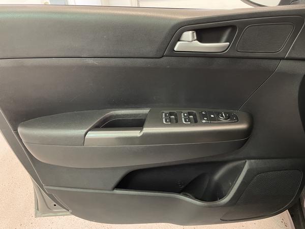 kia Sportage 2018 - 10