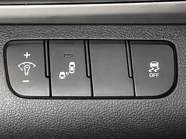 hyundai Elantra 2020 - 16