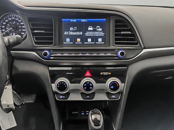 hyundai Elantra 2020 - 17