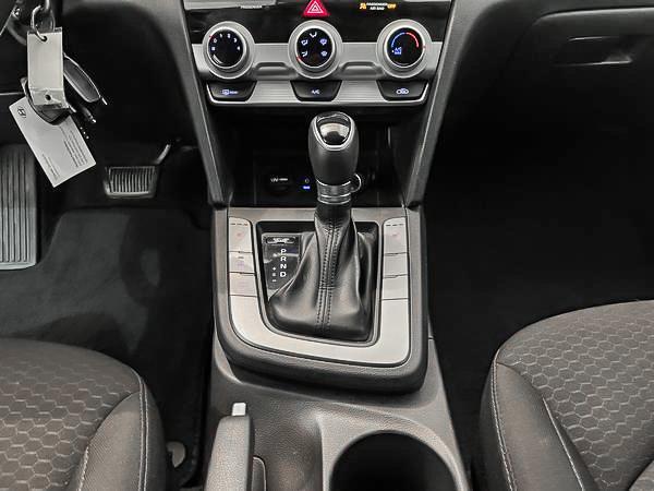 hyundai Elantra 2020 - 22