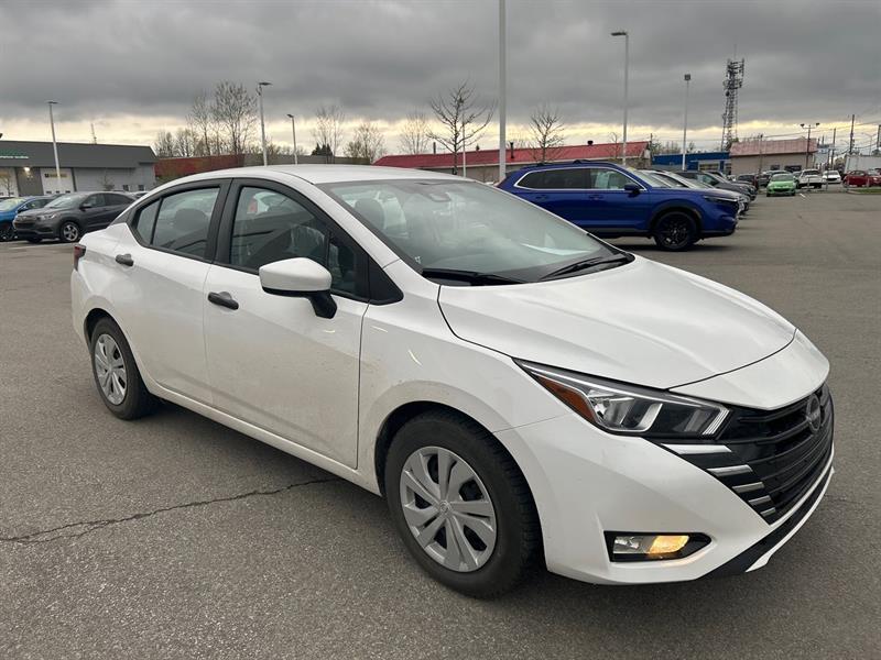 nissan Versa 2024 - 7