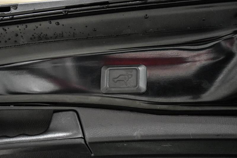 toyota RAV4 Hybrid 2023 - 36