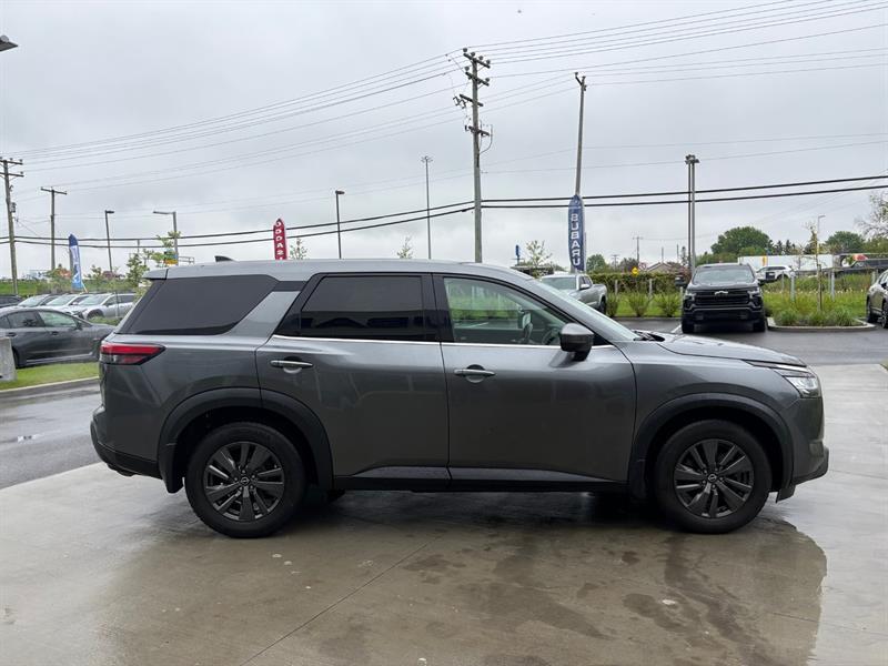 nissan Pathfinder 2022 - 13