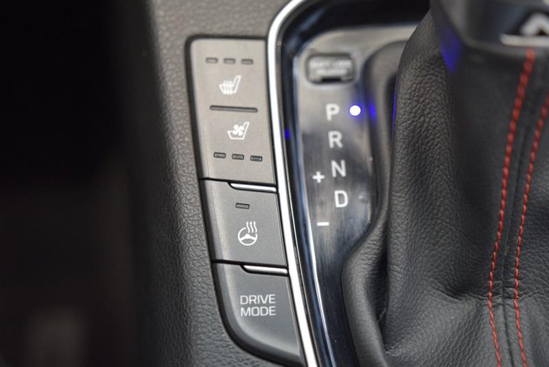 hyundai Elantra GT 2019 - 18