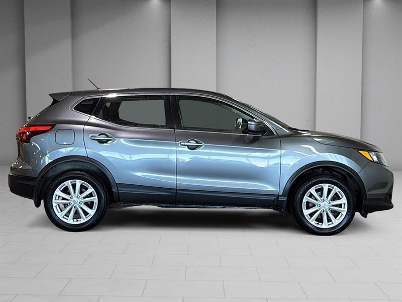 nissan Qashqai 2017 - 16