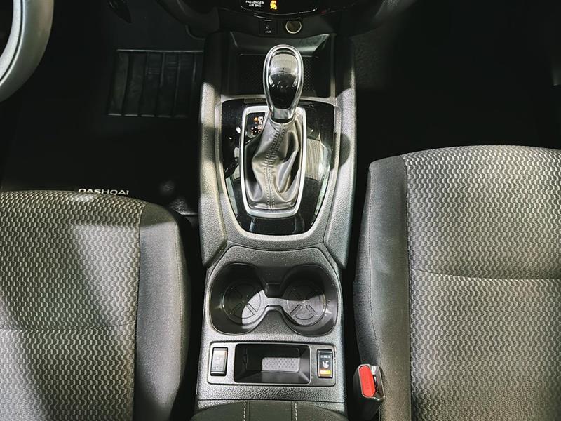 nissan Qashqai 2017 - 24