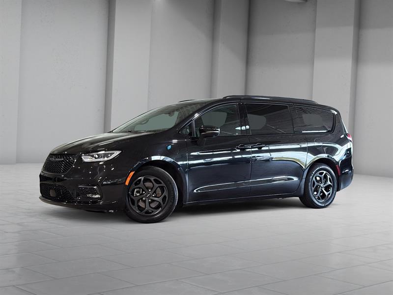 chrysler Pacifica Hybrid 2023