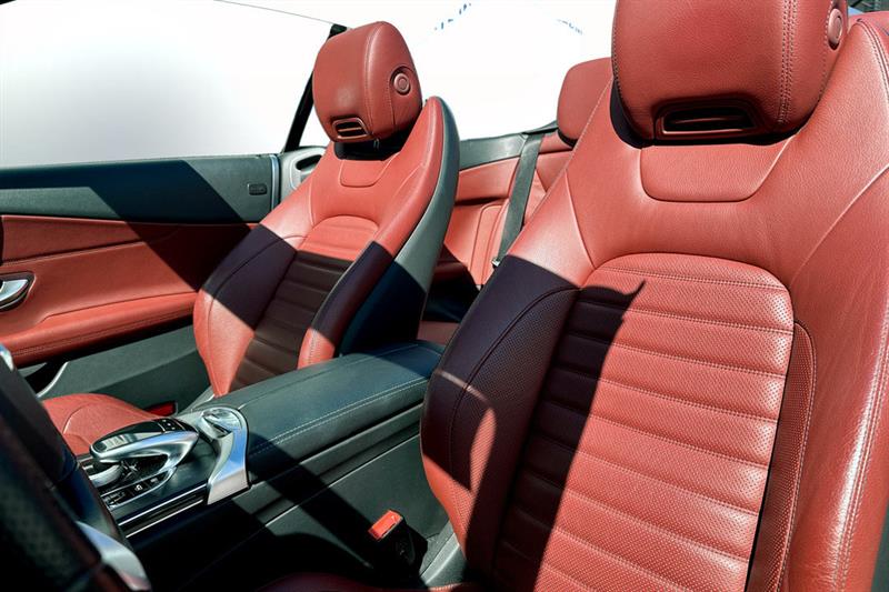 mercedes-benz C300 2021 - 10