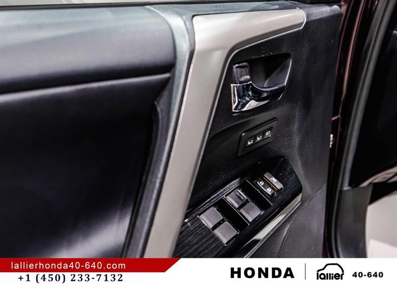toyota RAV4 2017 - 11