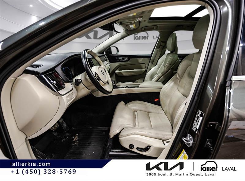2018 Volvo XC60 - Image 20
