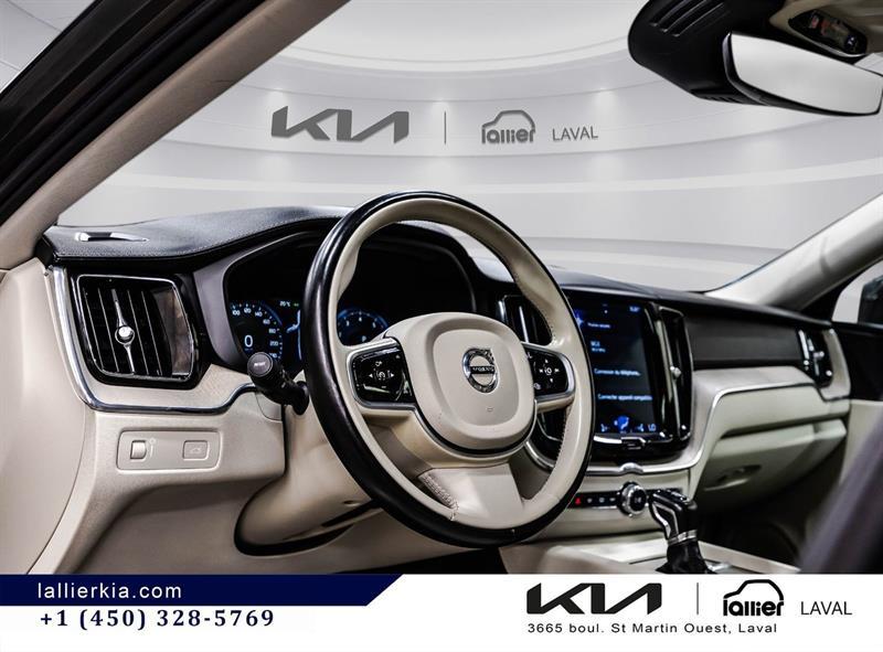 2018 Volvo XC60 - Image 21
