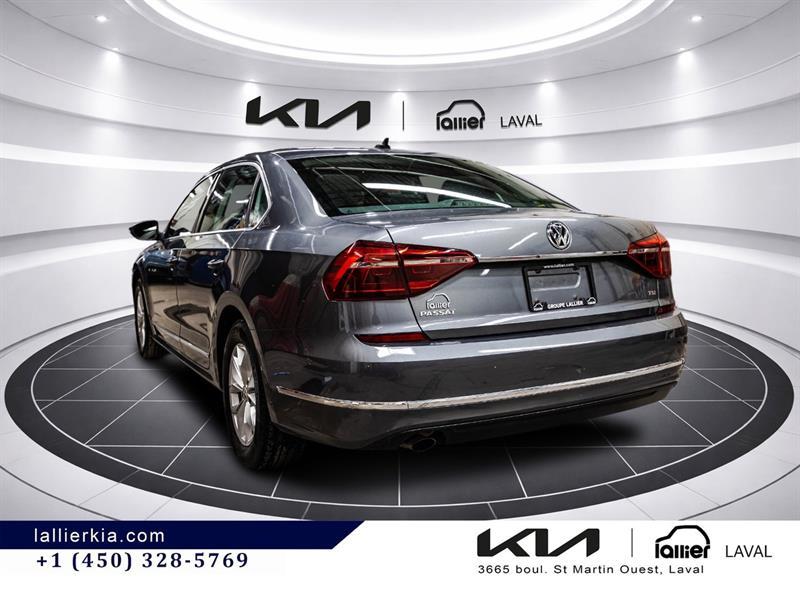 2017 Volkswagen Passat - Image 7