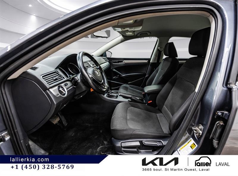 2017 Volkswagen Passat - Image 16