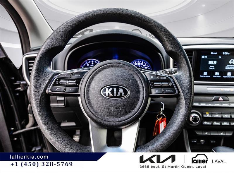 2022 Kia Sportage - Image 18