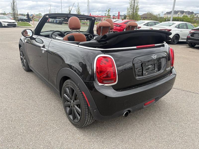 2019 Mini Convertible - Image 2