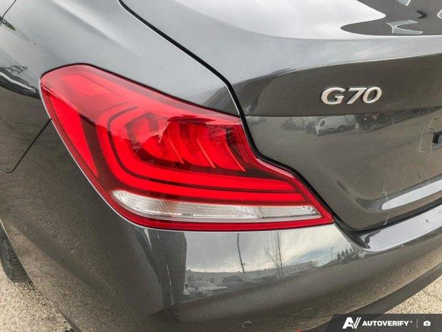 genesis G70 2021 - 11