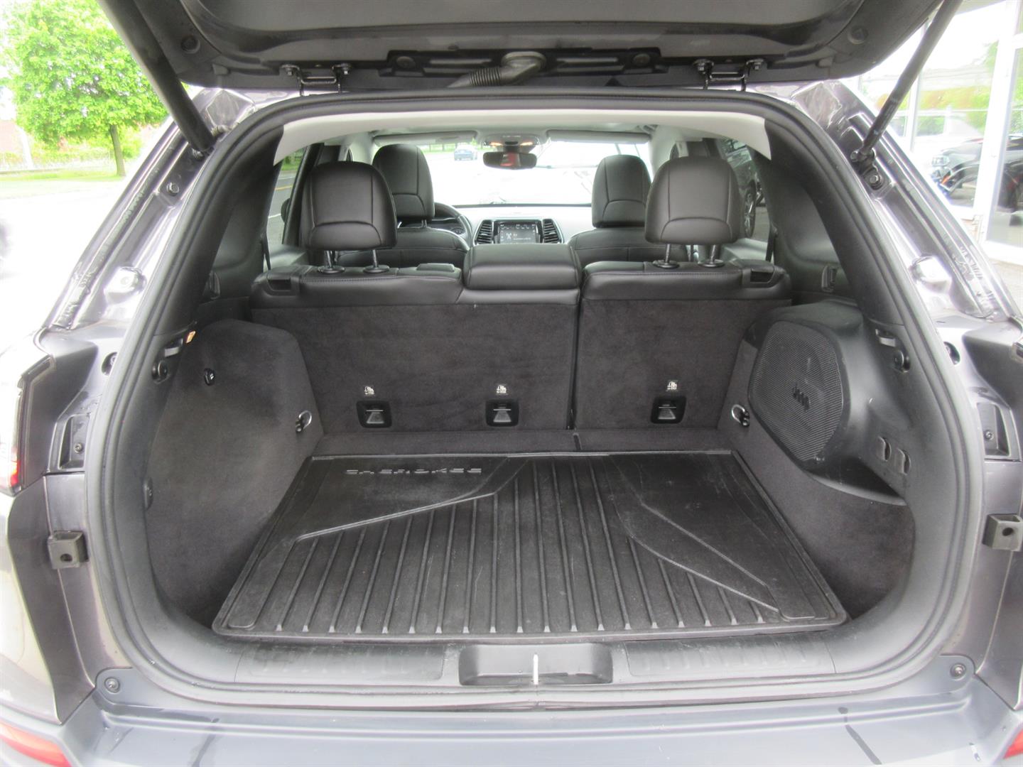 jeep Cherokee 2019 - 22