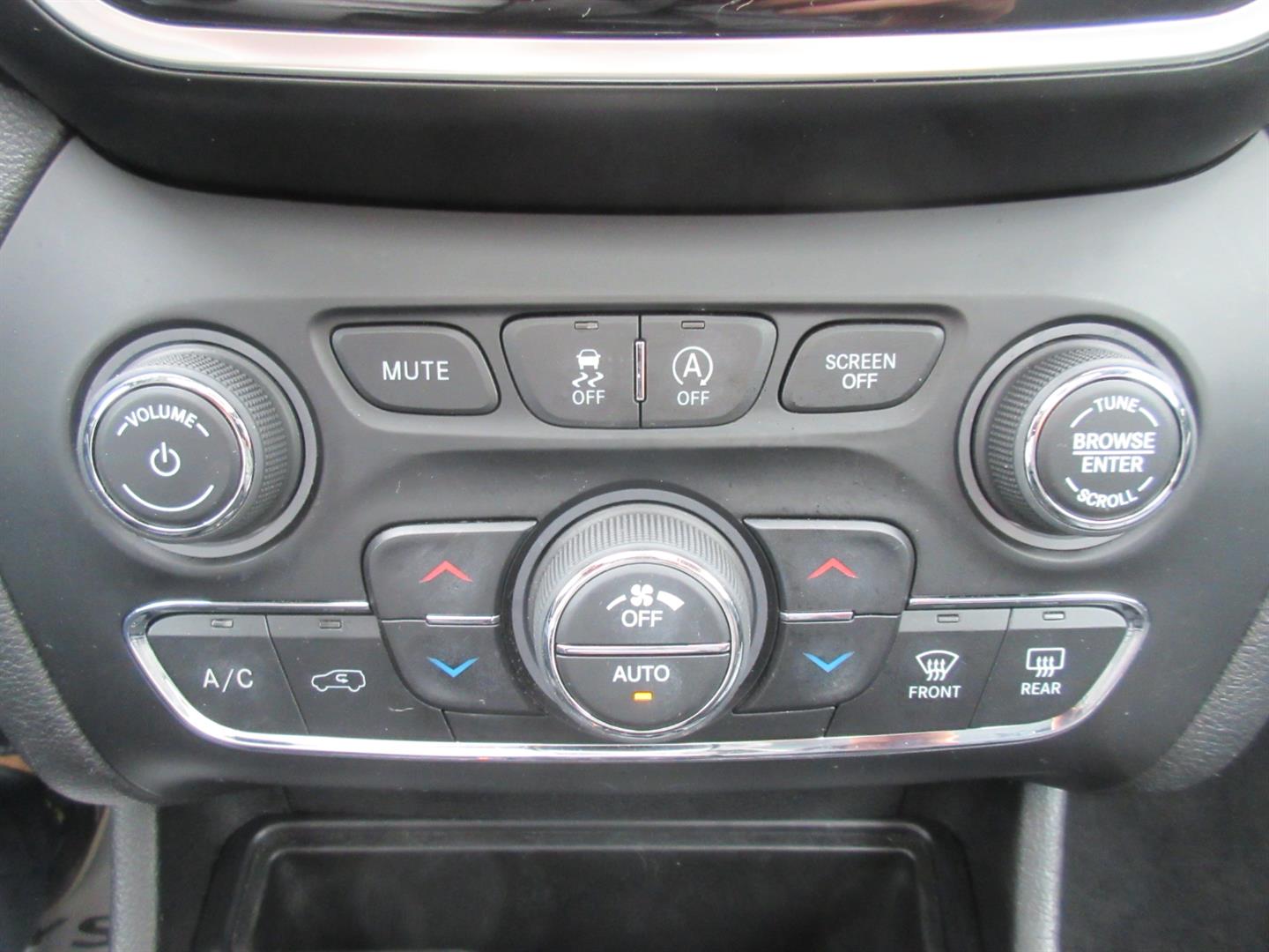 jeep Cherokee 2019 - 32