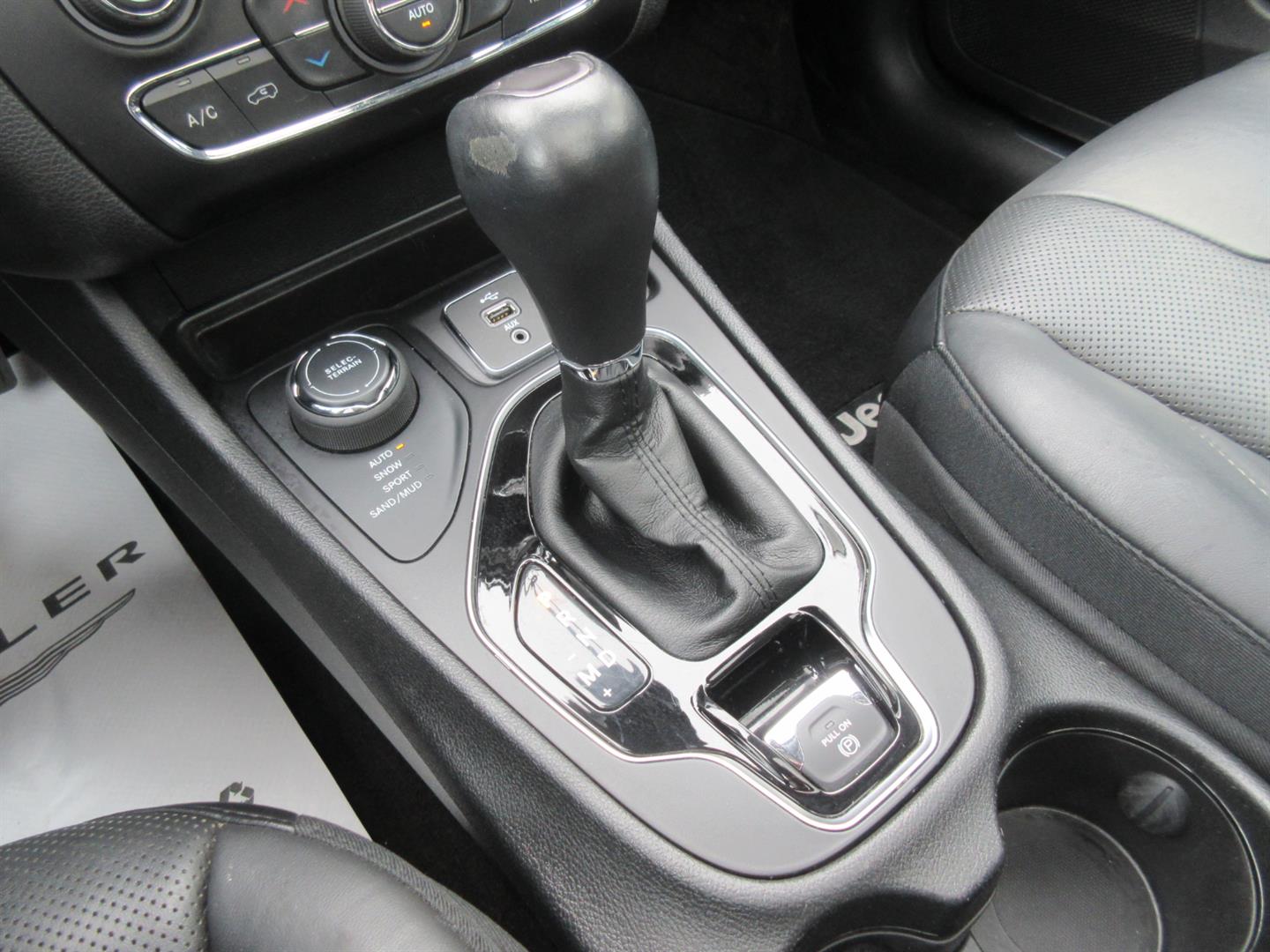 jeep Cherokee 2019 - 37