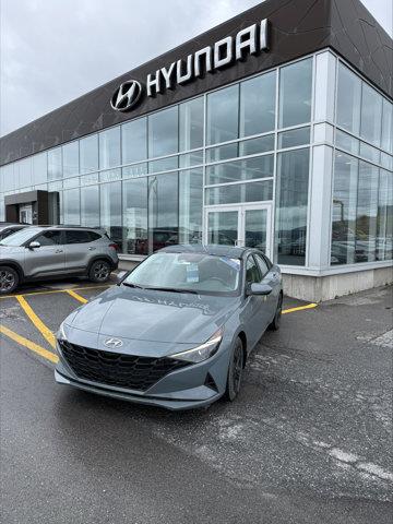 hyundai Elantra 2022